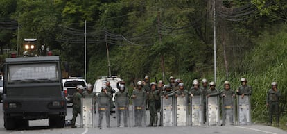 La intervención de la cárcel ha sido "bastante costosa" para las fuerzas de seguridad venezolana y "bastante dilatada en el tiempo, precisamente porque las instrucciones" del presidente Hugo Chávez "es no causar ningún tipo de baja" entre los reclusos, según el vicepresidente de Venezuela, Elías Jaua.