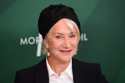 Helen Mirren ha aprovechado el lanzamiento de su película,'Eye in the Sky', para dar su opinión, aunque en su caso la británica no tiene voto en estas elecciones. “Quedan varios dinosaurios, y Trump es uno de ellos”, dijo a principios de esta semana. Para ella, el empresario tiene “un cuerpo enorme” y una “cabeza pequeña”.