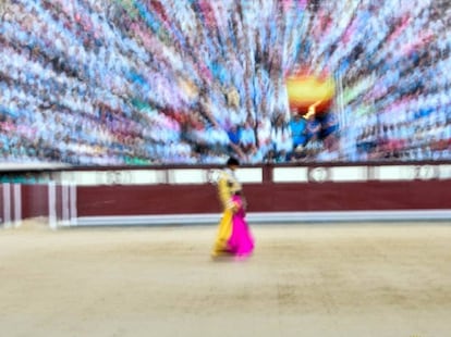 Imagen distorsionda de una tarde de toros en Las Ventas.