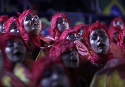 Participantes en la ceremonia de clausura.