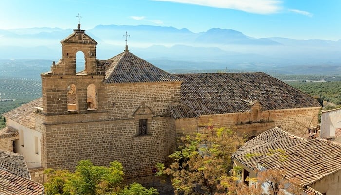Un patrimonio en ruinas que emerge como icono cultural de Úbeda (Jaén)