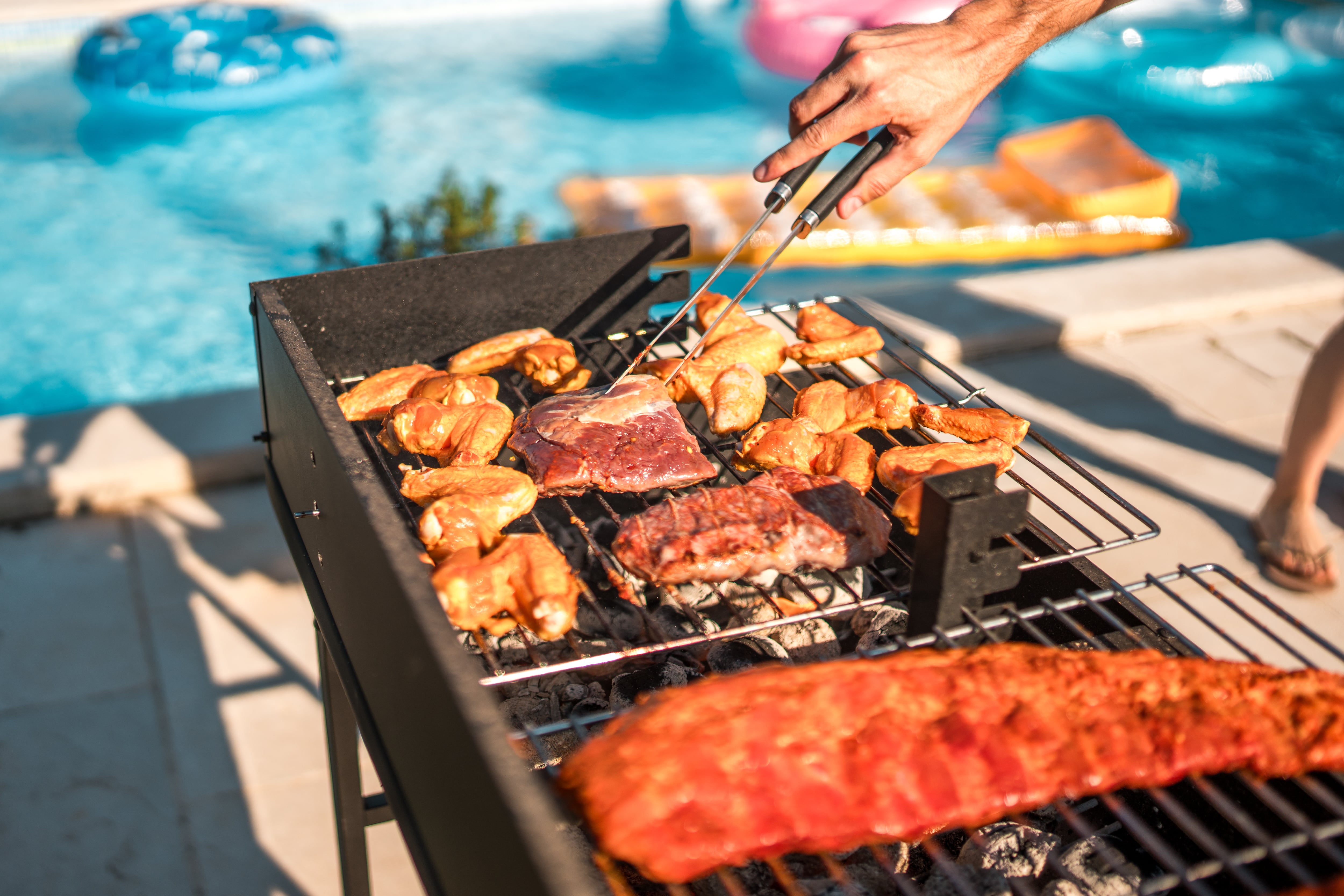 Nueve peligros que no hace falta correr este verano con la comida (y una solución para todos)