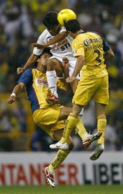 El golpe que recibió Carlos durante un partido de Copa Libertadores.