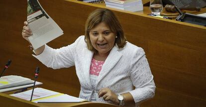 La portavoz del PP, Isabel Bonig, en el debate de Política General.