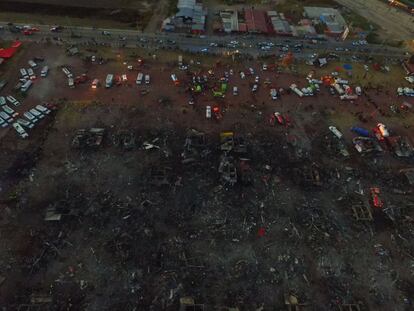 Vista panorâmica do mercado após a explosão