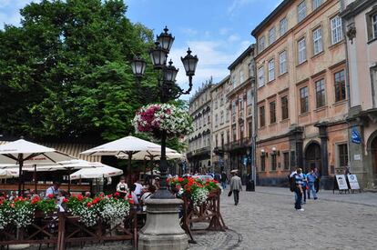 La ciudad de Lviv, con una topografía urbana medieval, en una imagen sin fechar.