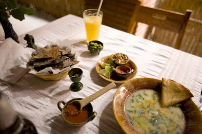 Platos en el restaurante Tlamanalli, en Teotitlán del Valle (Oaxaca).