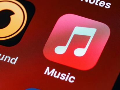 Apple Music en la pantalla de un iPhone.
