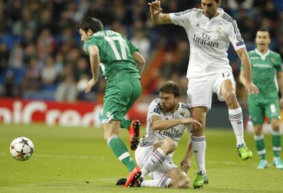 Illarramendi se lanza al suelo durante el partido ante el Ludogorets