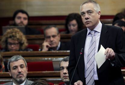 El primer secretario del PSC, Pere Navarro, durante una intervención hoy en el Parlament.