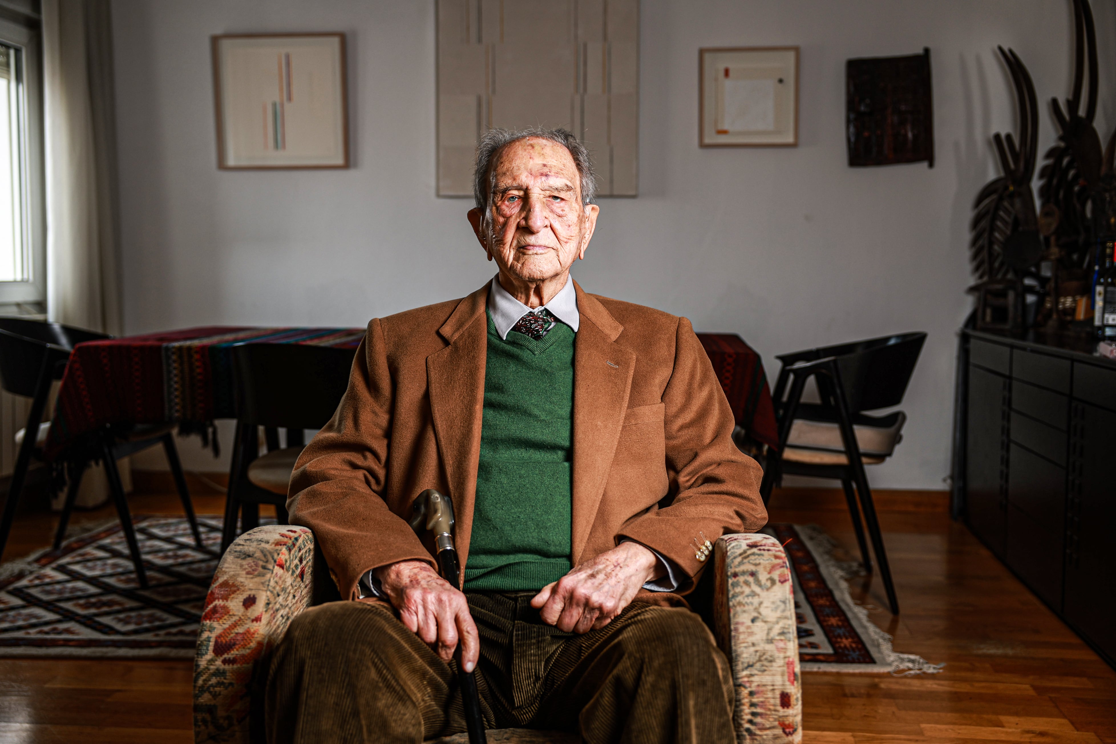 Nicolás Sánchez-Albornoz, historiador y profesor universitario, en su casa de Madrid.