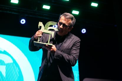 Andreu Buenafuente recibe el Ondas por el mejor presentador.