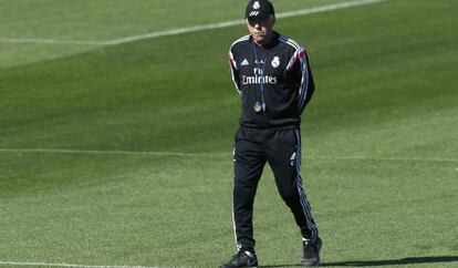 Carlo Ancelotti, durante el entrenamiento.