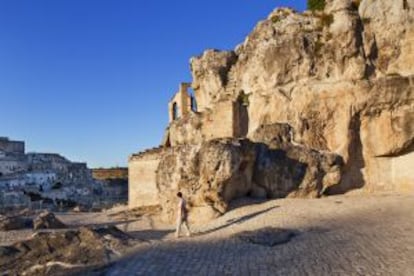 Una iglesia de roca en la zona de los 'sassi' (cavernas), en la localidad de Matera (Italia).