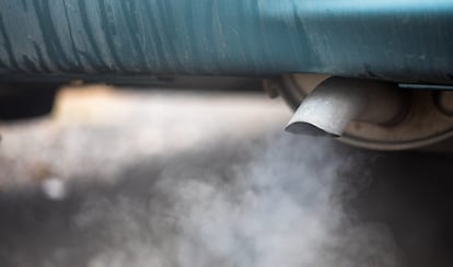 Vehicle exhaust