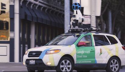 Uno de los coches de Google Street View.