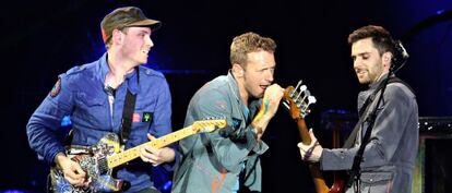 Coldplay, el grupo más rentable de la actualidad, es uno de los que pasa a manos de Warner.