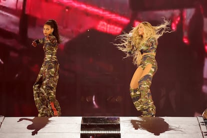 Blue Ive Carter and Beyoncé perform onstage during the "RENAISSANCE WORLD TOUR" at Mercedes-Benz Stadium on August 11, 2023 in Atlanta, Georgia.