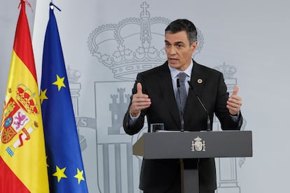 El presidente del Gobierno, Pedro Sánchez, ofrece una rueda de prensa al término de la reunión del Consejo de Ministros, este martes en Madrid.