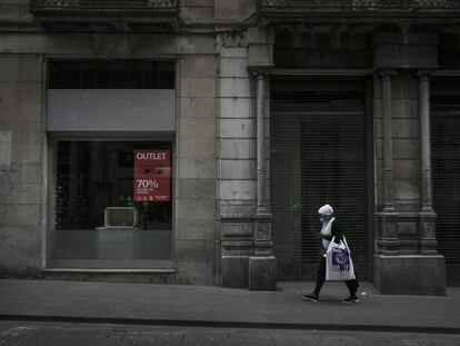 El carrer Ferran, on han tancat molts comerços. 