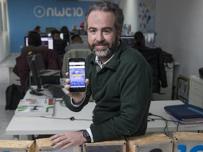 José Luis Cáceres in his project accelerator lab in Madrid