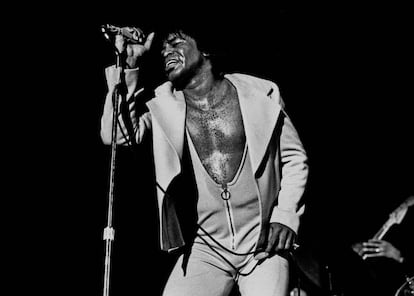 James Brown en el Musikhalle de Hamburgo en febrero de 1973.
