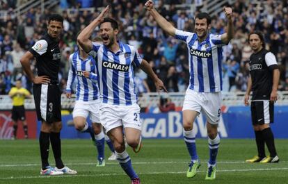 Real Sociedad&#039;s Alberto de la Bella celebrates one of the team&#039;s goals in a recent 4-1 win over M&aacute;laga.