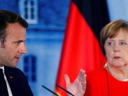 Macron y Merkel pactan la refundación de la zona euro