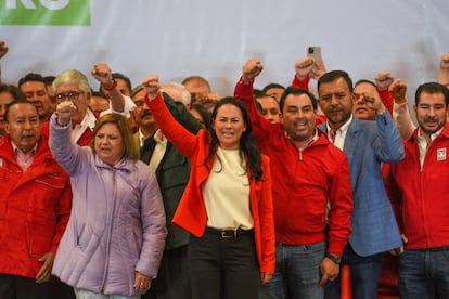 Alejandra Del Moral durante un mítin político, en Toluca, Estado de México.