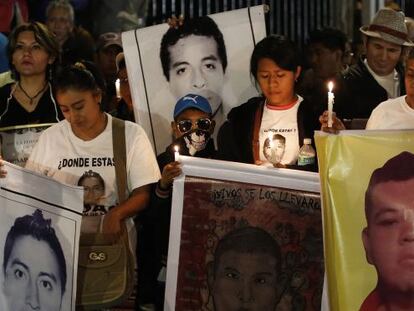 Una manifestaci&oacute;n por el caso Ayotzinapa el pasado 31 de diciembre 
