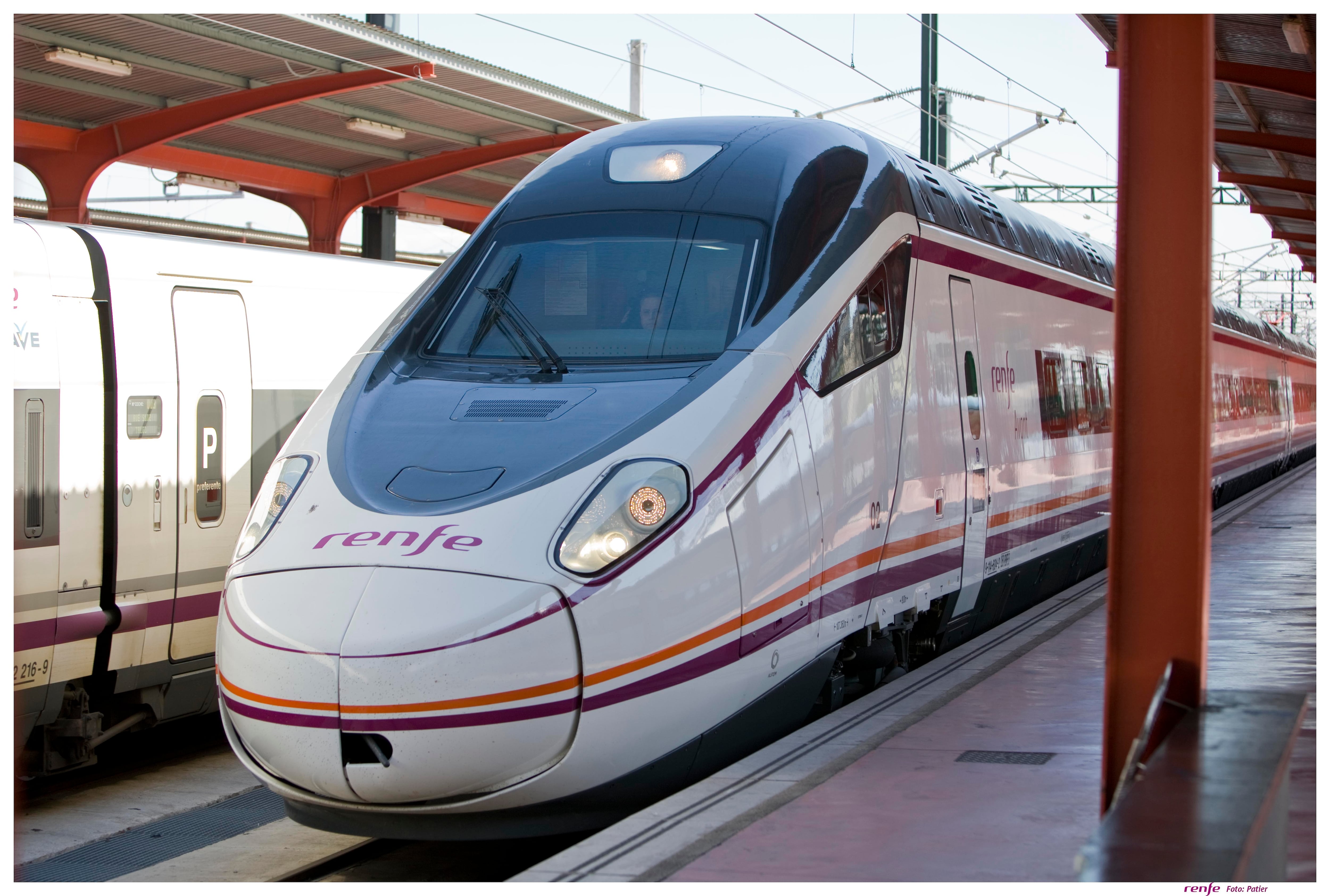 Renfe ficha a KPMG y PwC para dar la batalla a las grandes ferroviarias por las rutas de Francia
