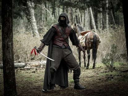 Un macabro hallazgo en el bosque para Águila Roja