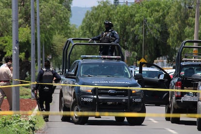 Miembros de la Guardia Nacional y la policía estatal, este viernes en Celaya.