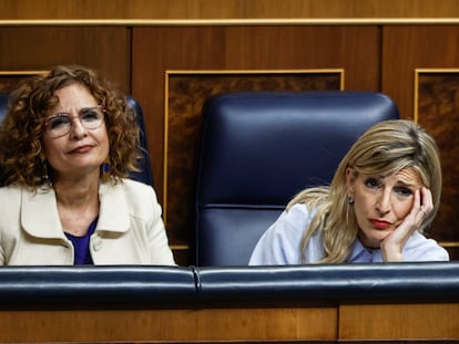 Sesión de control al Gobierno en el Congreso de los Diputados, en la que María Jesús Montero y Yolanda Díaz escuchan a Miguel Tellado, este miércoles.