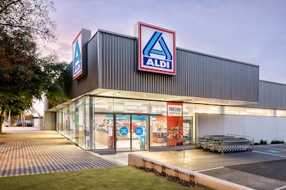 Exterior de un supermercado de Aldi.