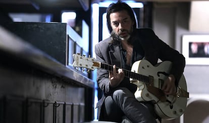 El músico Íñigo Coppel en la sala Galileo Galilei.