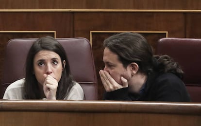 Irene Montero y Pablo Iglesias, en el Congreso.