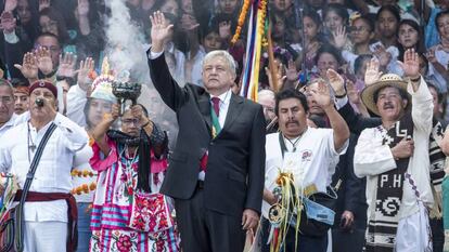 Andrés Manuel López Obrador durante su investidura en el zócalo de la Ciudad de México. 
 