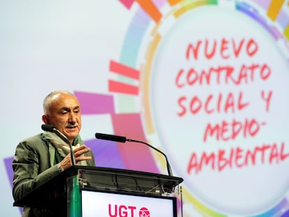 El secretario general de UGT, Pepe Álvarez, durante su intervención en el 43 Congreso Confederal de UGT, que se celebra este martes en Valencia.