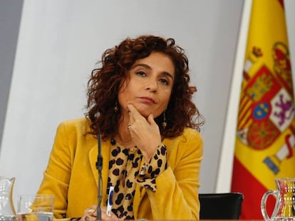 La ministra de Hacienda, María Jesús Montero, en el Consejo de Ministros, en el palacio de La Moncloa.