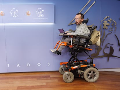 El portavoz de Unidas Podemos en el Congreso, Pablo Echenique, durante una rueda de prensa posterior a la reunión de la Junta de Portavoces, en el Congreso de los Diputados, a 14 de febrero de 2023, en Madrid (España).
14 FEBRERO 2023;PRENSA;RUEDA DE PRENSA;CONGRESO;JUNTA DE PORTAVOCES;POLITICOS
Eduardo Parra / Europa Press
14/02/2023