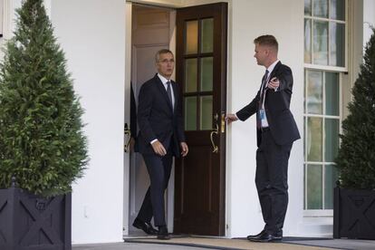 Stoltenberg, a su salida de la Casa Blanca.