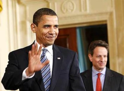 El presidente de EE UU, Barack Obama, y el secretario del Tesoro, Timothy Geithner.