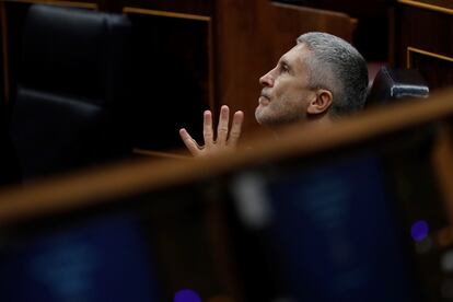 El ministro del Interior, Fernando Grande-Marlaska, durante la sesión de control al Ejecutivo de este miércoles en el Congreso.