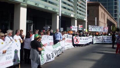 Concentraci&oacute;n en Valencia contra las basuras