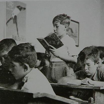 Alumnos de una escuela de la II República.