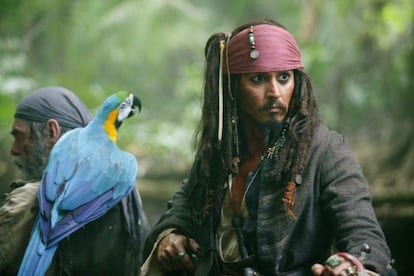 Johnny Depp, en un fotograma de 'Piratas del Caribe 2'.