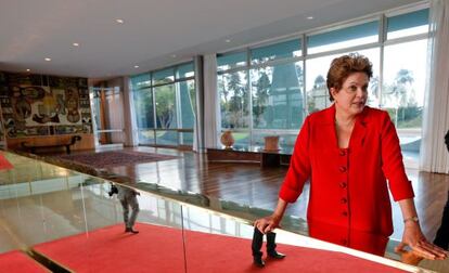 Dilma durante sabatina no interior do Palácio do Planalto.