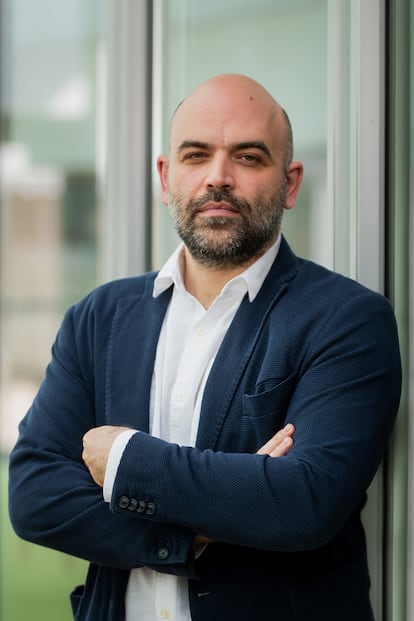 El escritor y guionista Roberto Saviano en la Feria Internacional del Libro de Turín. Turín (Italia), 22 de mayo de 2023.