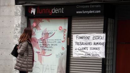 Pagaron hasta 12.000 euros y se quedan con "la boca sin hacer"